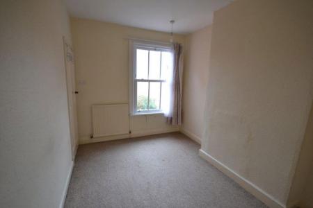 2 bedroom Property to let in St Leonards Road, Leicester
