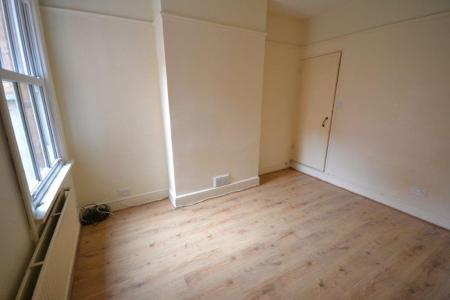 2 bedroom Property to let in St Leonards Road, Leicester