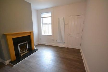 2 bedroom Property to let in Edward Road, Leicester