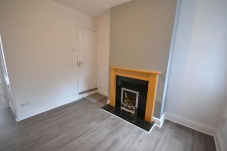 2 bedroom Property to let in Edward Road, Leicester