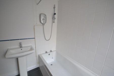 2 bedroom Property to let in Edward Road, Leicester