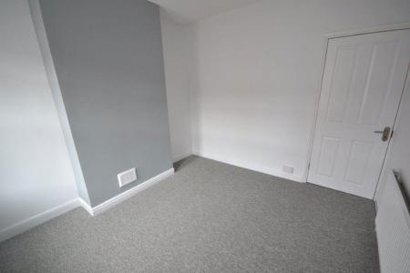 2 bedroom Property to let in Edward Road, Leicester