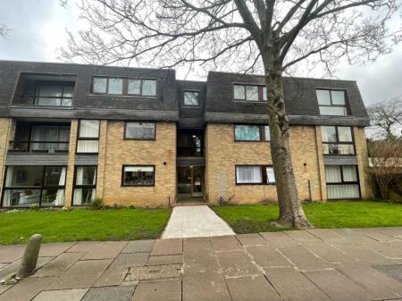 1 bedroom Property to let in North Avenue, Stoneygate, Leicester