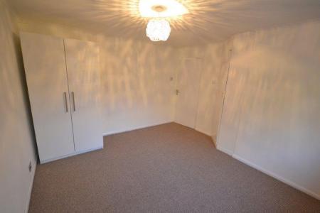 2 bedroom Property to let in Cedars Court, Leicester