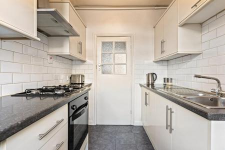 2 bedroom Flat for sale in Knighton Park Road, Stoneygate, Leicester