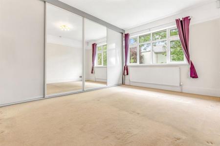 5 bedroom Property to let in London Road, Leicester