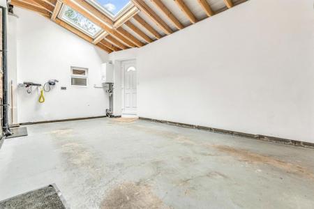 5 bedroom Property to let in London Road, Leicester