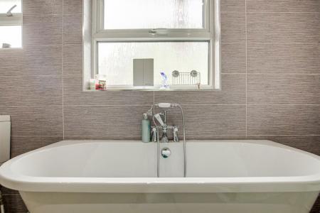 5 bedroom Property to let in London Road, Leicester
