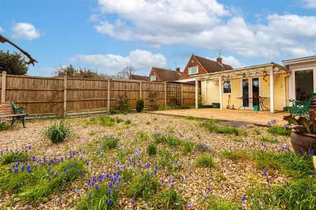 3 bedroom Detached house for sale in Eton Close, Leicester