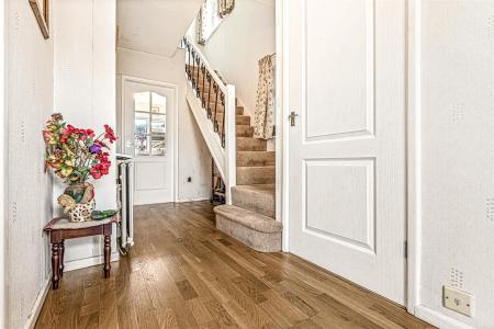 3 bedroom Detached house for sale in Eton Close, Leicester