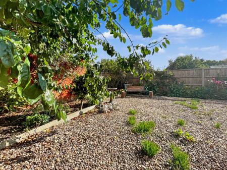 3 bedroom Detached house for sale in Eton Close, Leicester