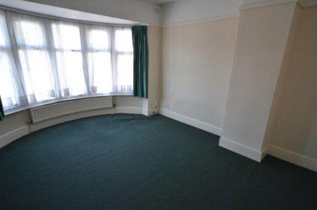 1 bedroom Property to let in Queens Road, Leicester