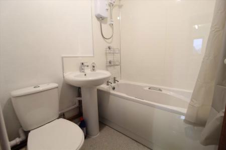 1 bedroom Property to let in Fairway Road South, Shepshed, Leicestershire