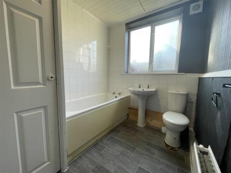 3 bedroom Semi-detached house for sale in Pullman Road, Wigston