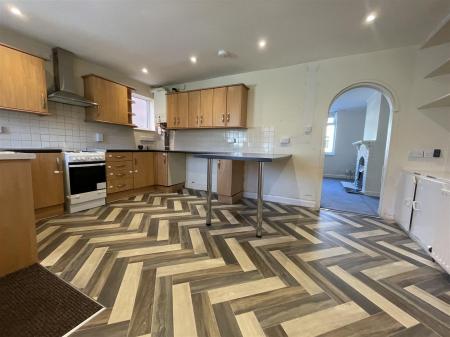 3 bedroom Semi-detached house for sale in Pullman Road, Wigston