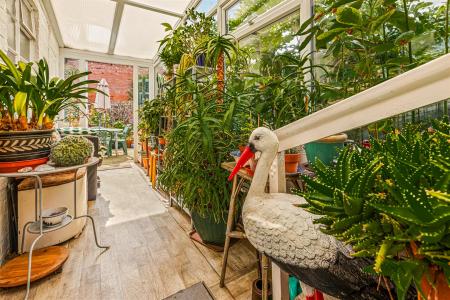 5 bedroom Terraced House for sale in Evington Road, Leicester