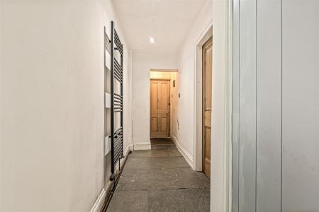 3 bedroom Flat for sale in Stoneygate Road, Leicester