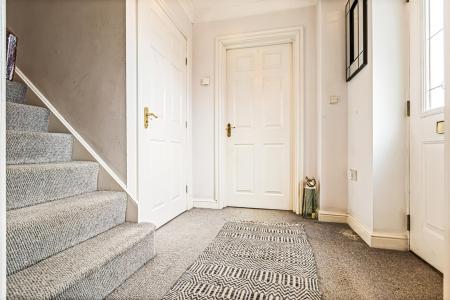 4 bedroom Detached house for sale in Woodlands Court, Oadby, Leicester