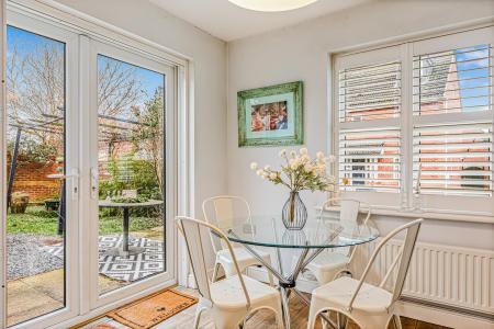 4 bedroom Detached house for sale in Woodlands Court, Oadby, Leicester