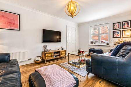 4 bedroom Detached house for sale in Woodlands Court, Oadby, Leicester