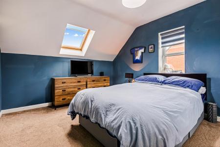 4 bedroom Detached house for sale in Woodlands Court, Oadby, Leicester