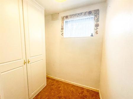 2 bedroom Flat for sale in Knighton Road, Leicester