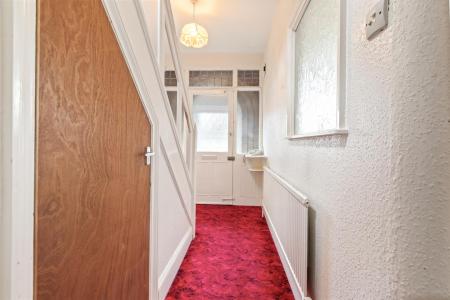 4 bedroom Semi-detached house for sale in Kenwood Road, Leicester