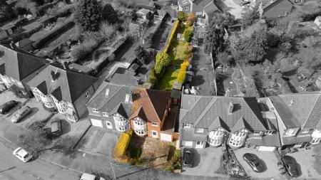4 bedroom Semi-detached house for sale in Kenwood Road, Leicester
