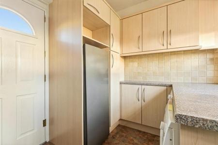 4 bedroom Semi-detached house for sale in Guilford Road, Leicester