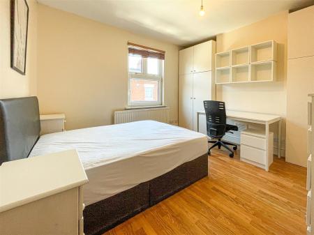 3 bedroom End of terrace house for sale in Sheffield Street, Leicester