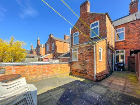 3 bedroom End of terrace house for sale in Sheffield Street, Leicester