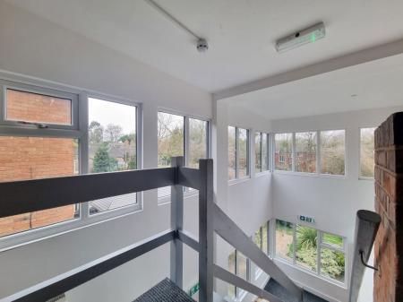 1 bedroom Property to let in Park Hill Drive, Leicester