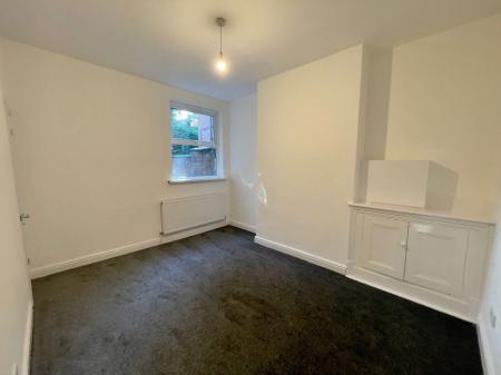 3 bedroom Property to let in Dulverton Road, Leicester