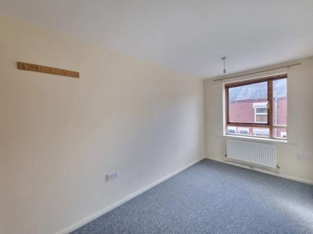 2 bedroom Property to let in Fleetwood Court, Leicester
