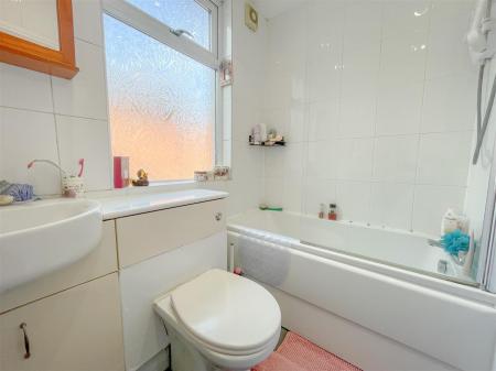 3 bedroom Terraced House for sale in Adderley Road, Leicester