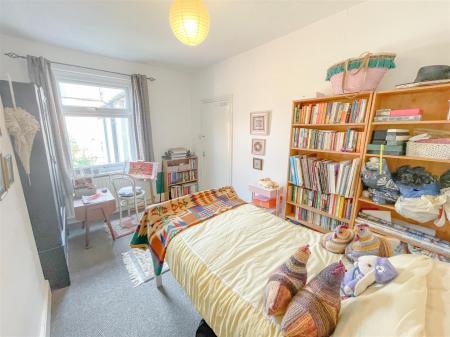 3 bedroom Terraced House for sale in Adderley Road, Leicester