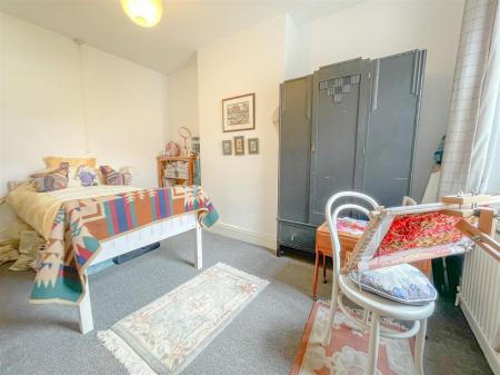 3 bedroom Terraced House for sale in Adderley Road, Leicester