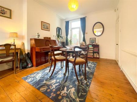 3 bedroom Terraced House for sale in Adderley Road, Leicester