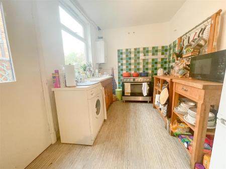 3 bedroom Terraced House for sale in Adderley Road, Leicester