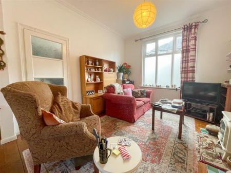 3 bedroom Terraced House for sale in Adderley Road, Leicester