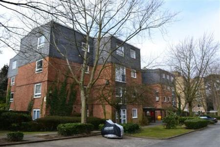 1 bedroom Property to let in Stoneygate Road, Stoneygate, Leicester