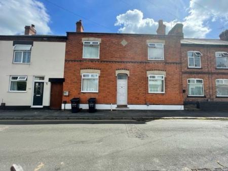 2 bedroom Property to let in St Peters Street, Leicester