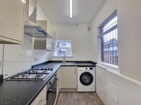 2 bedroom Property to let in Mill Hill Lane, Leicester