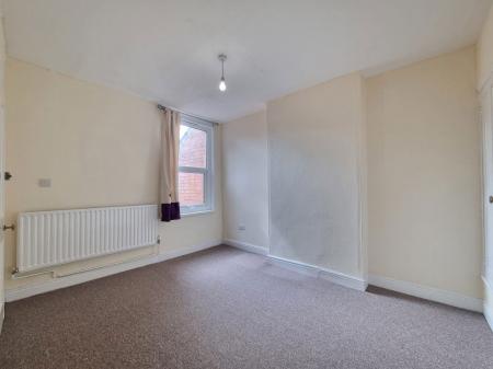 2 bedroom Property to let in Mill Hill Lane, Leicester