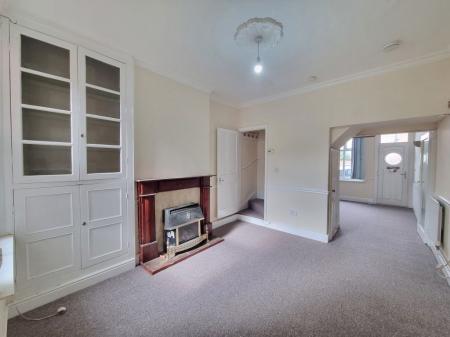 2 bedroom Property to let in Mill Hill Lane, Leicester