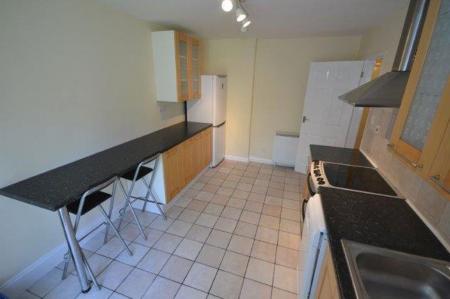 2 bedroom Property to let in London Road, Stoneygate, Leicester