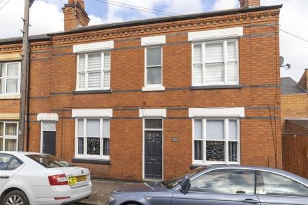 2 bedroom Property to let in Hartopp Road, Leicester