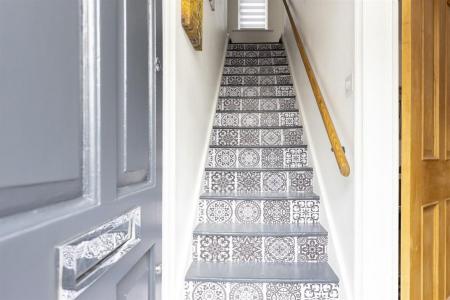 2 bedroom Property to let in Hartopp Road, Leicester