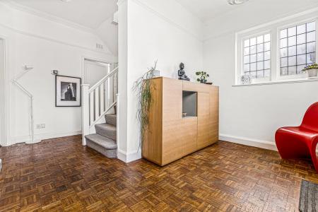 5 bedroom Semi-detached house for sale in Guilford Road, Leicester