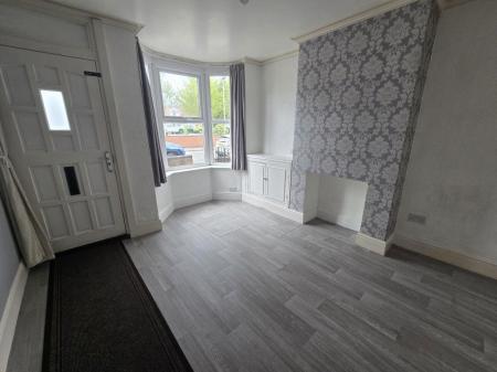 2 bedroom Property to let in Milligan Road, Leicester